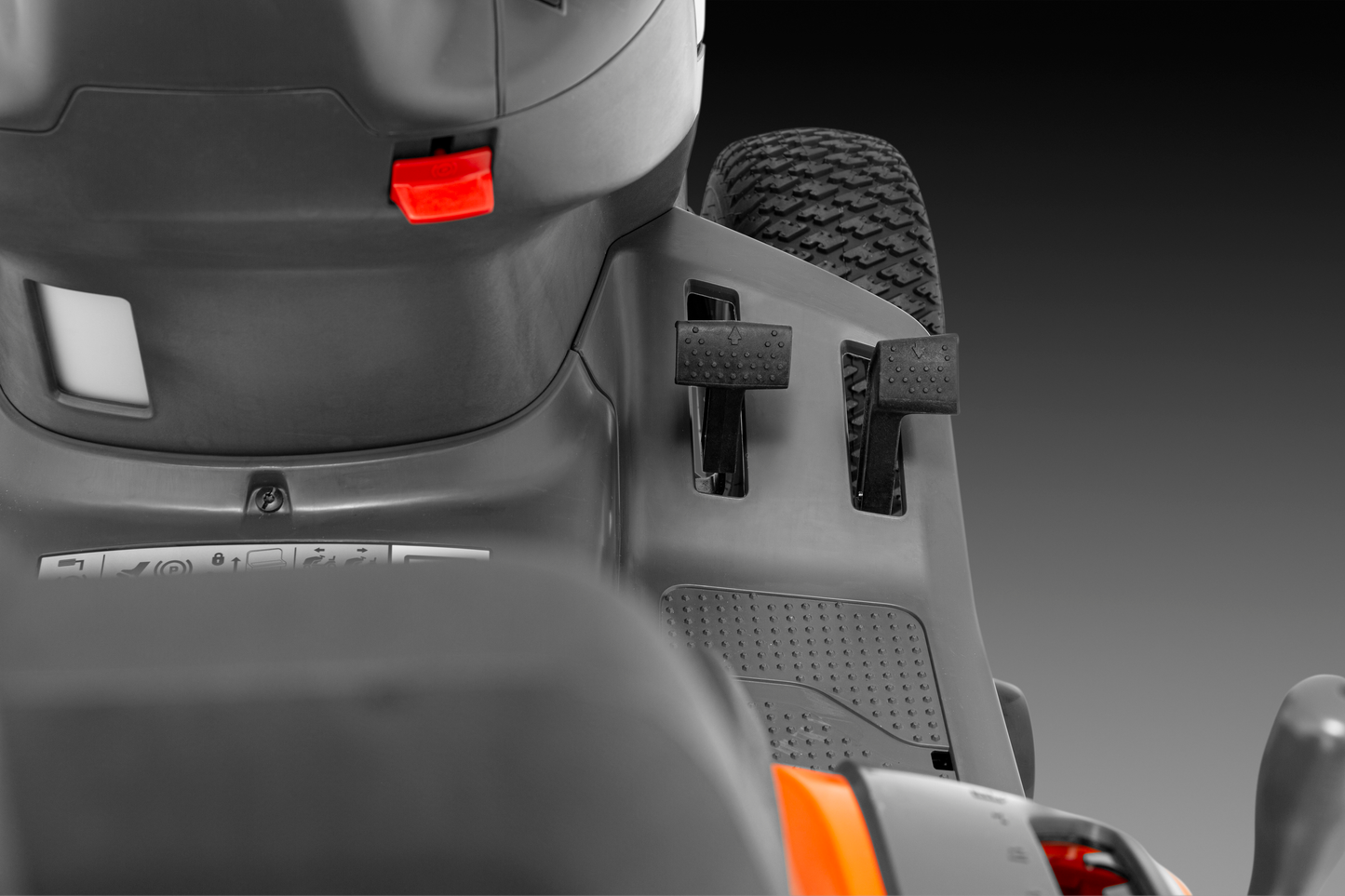 Husqvarna Petrol Tractor Lawn Mower TC 114